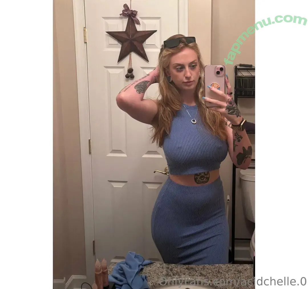 acidchelle.0 nude photo #0090 (acidchloe)