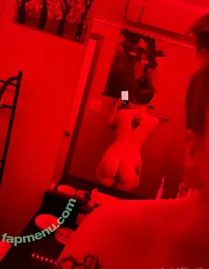 Acidchelle / Chelleshock666 / chellesilverstein nude photo #0017