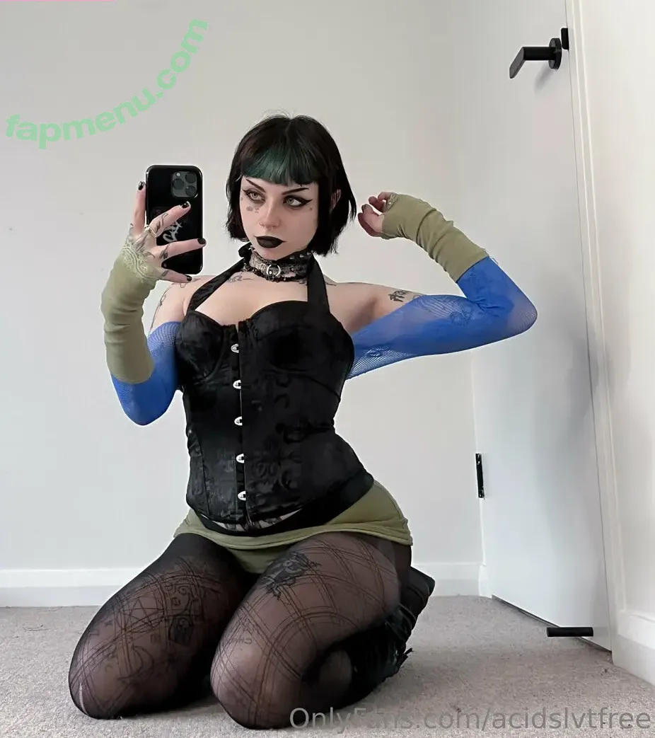 aciidslvtt nude photo #0003 (aciidslvtt)