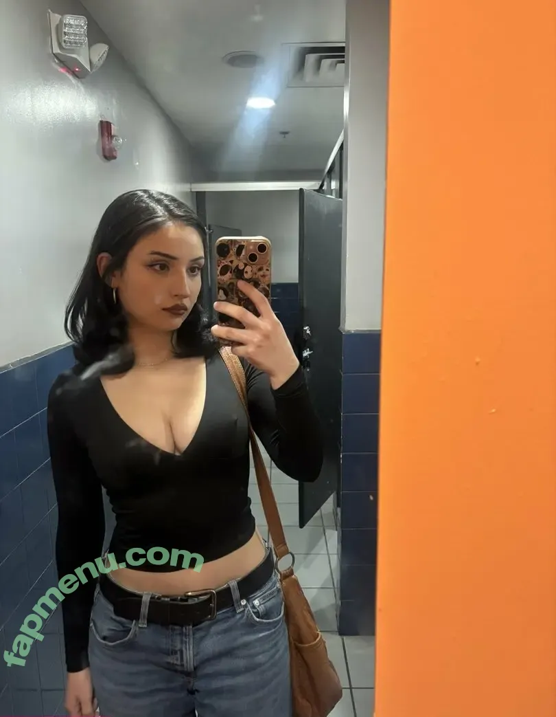 aconitumlilah nude photo #0034 (lialovely13)