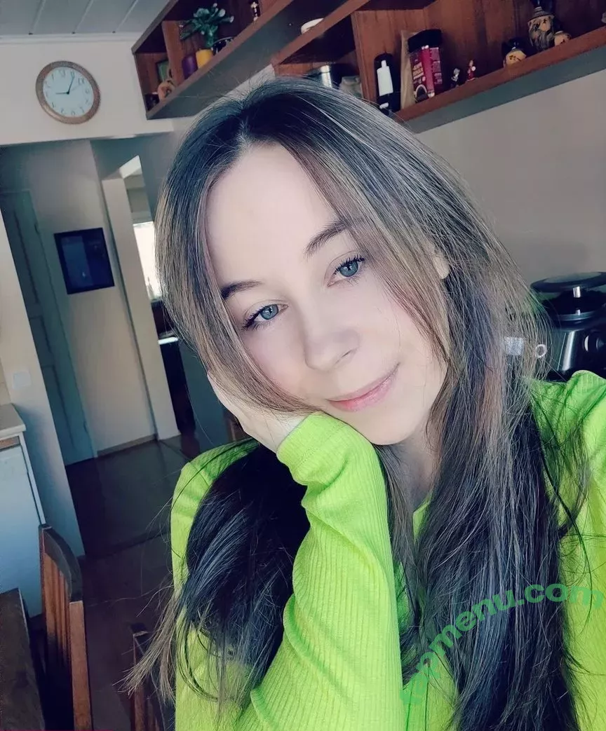 actuallyalisa nude photo #0011 (actuallyalisa)