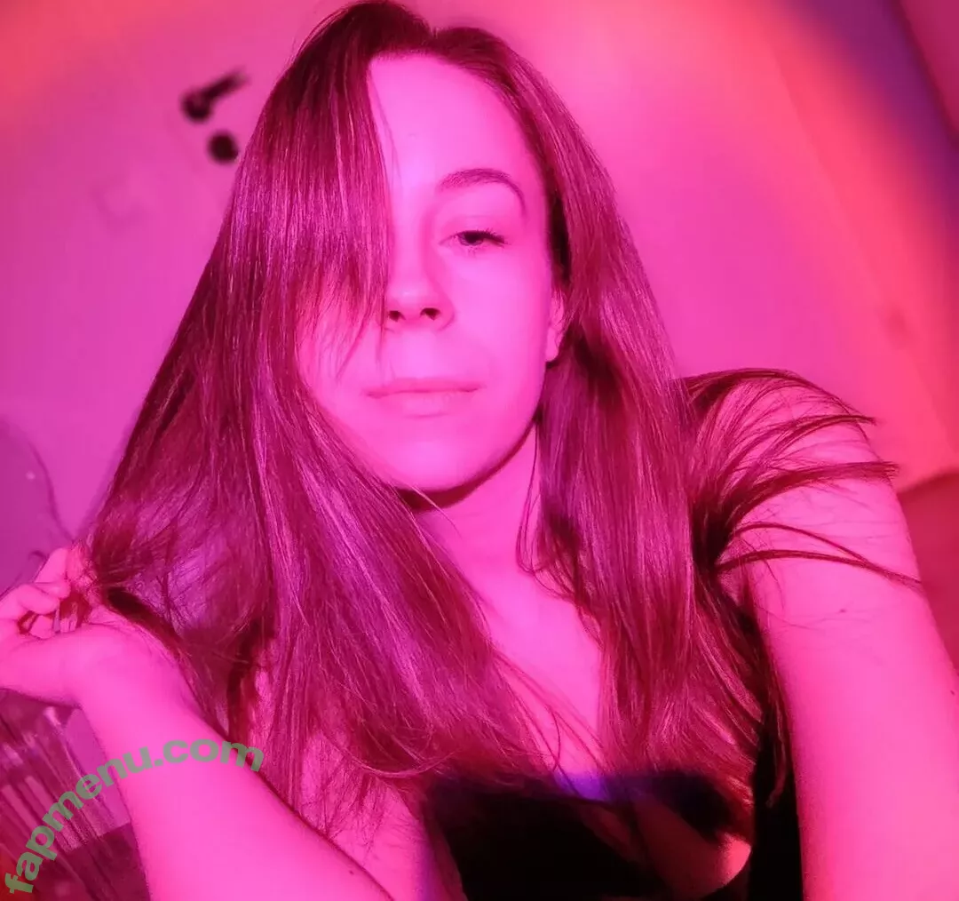 actuallyalisa nude photo #0024 (actuallyalisa)