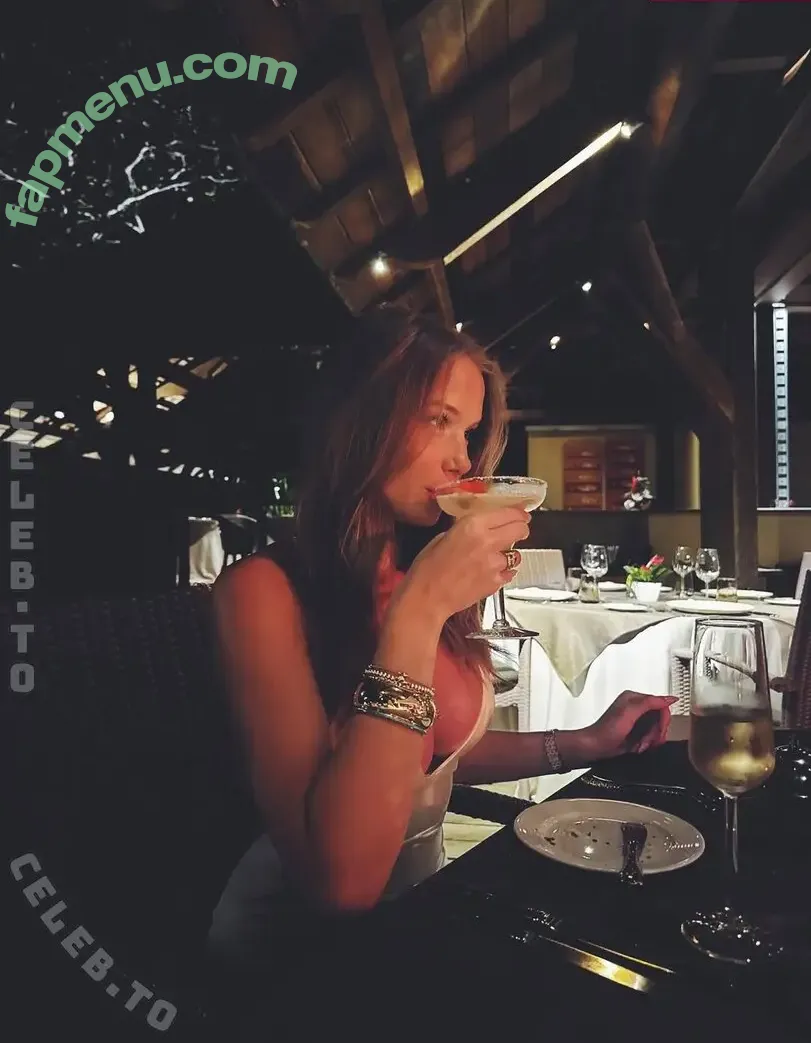 actuallyyhelen nude photo #0019 (actuallyyhelen)