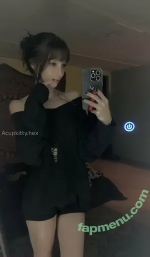 acupkitty.hex / hex.marie nude photo #0007