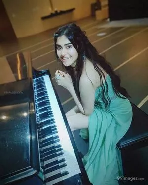 Adah Sharma / adah_ki_adah nude photo #0424