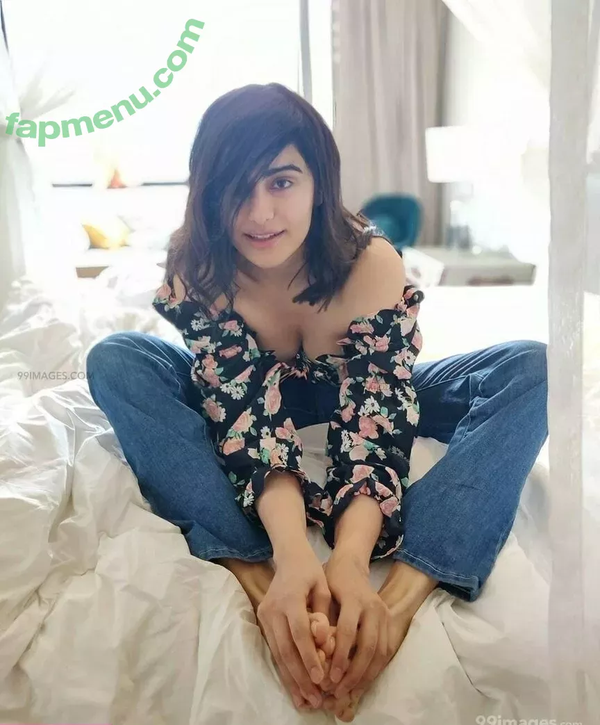 Adah Sharma nude photo #0325 (adah_ki_adah)