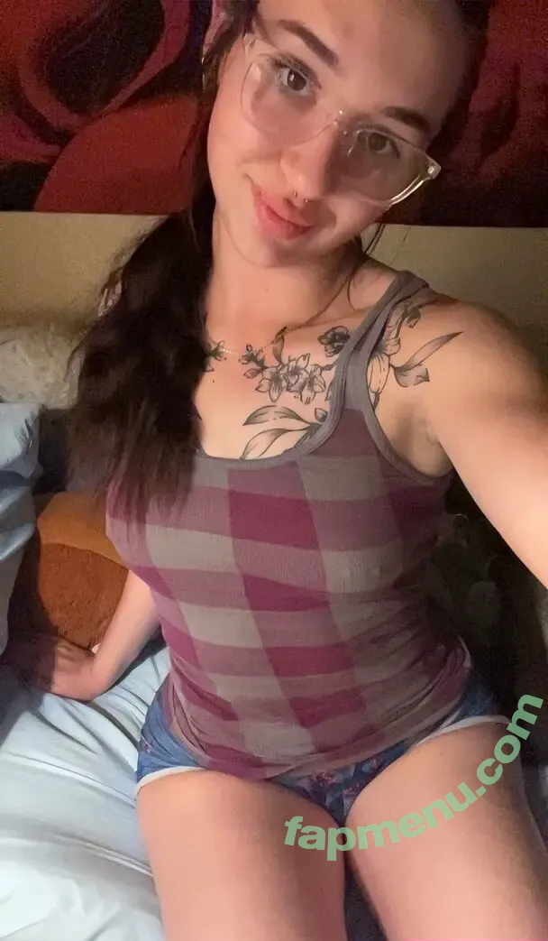 Adalyn Dean nude photo #0022 (a.d.a.l.y.n.n.dean / adalyndean)