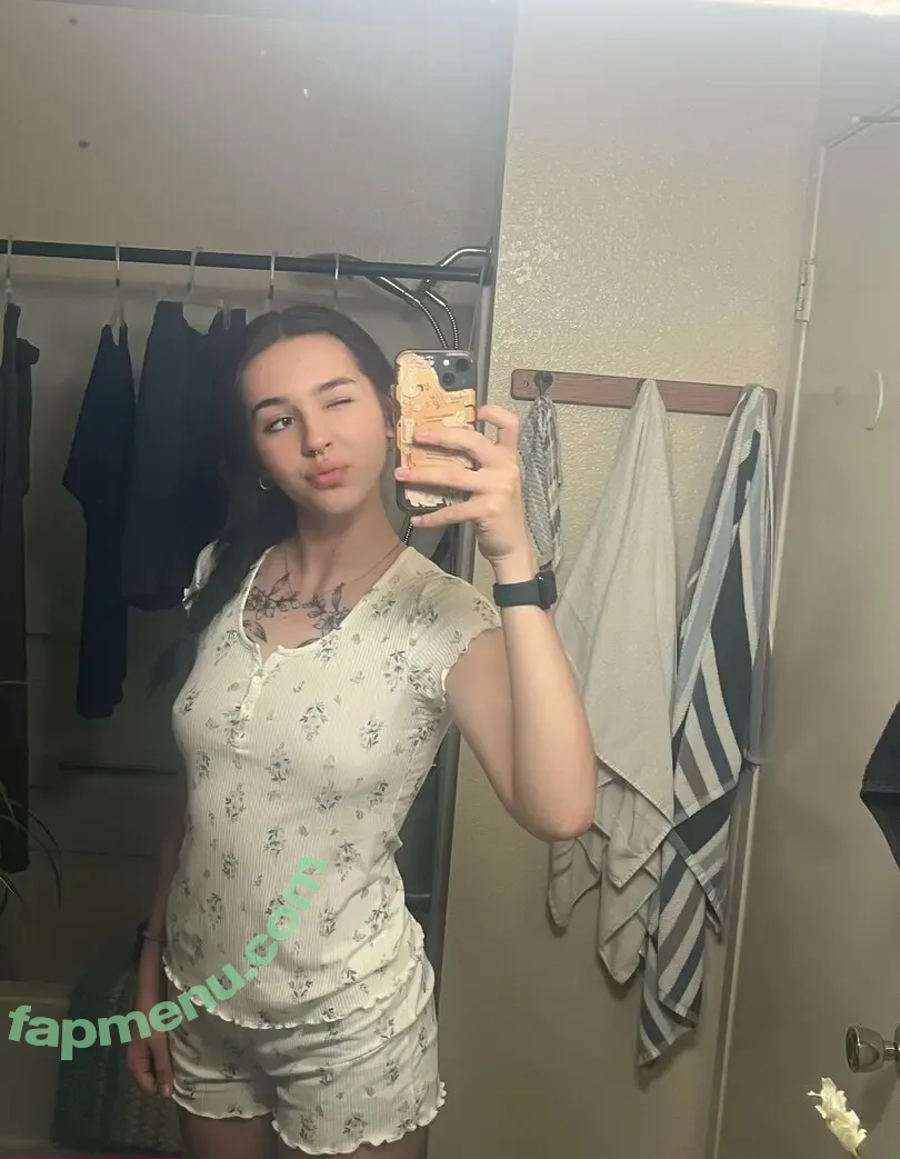 Adalyn Dean nude photo #0032 (a.d.a.l.y.n.n.dean / adalyndean)