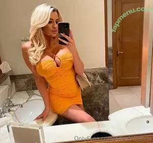adayinsienna / anotherdayinsienna nude photo #0123