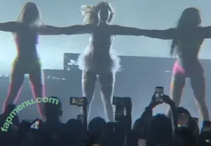 Addison Rae / addie_the_baddie / addisonraee nude photo #1691