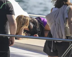 Addison Rae / addie_the_baddie / addisonraee nude photo #1703