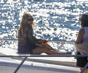 Addison Rae / addie_the_baddie / addisonraee nude photo #1705