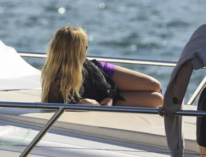 Addison Rae / addie_the_baddie / addisonraee nude photo #1709