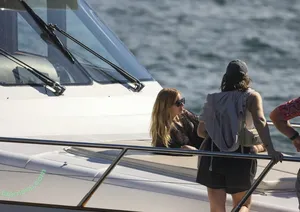 Addison Rae / addie_the_baddie / addisonraee nude photo #1712