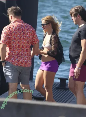 Addison Rae / addie_the_baddie / addisonraee nude photo #1722