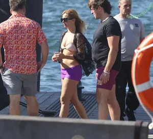 Addison Rae / addie_the_baddie / addisonraee nude photo #1736