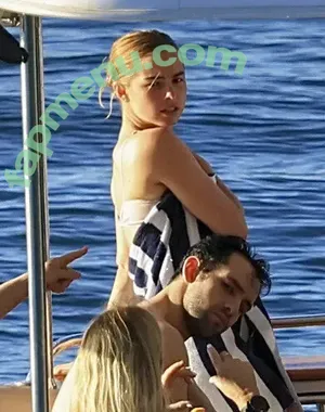 Addison Rae / addie_the_baddie / addisonraee nude photo #1738