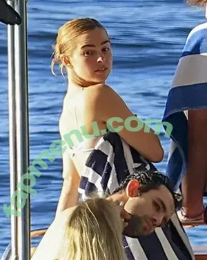 Addison Rae / addie_the_baddie / addisonraee nude photo #1740