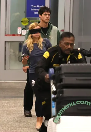 Addison Rae / addie_the_baddie / addisonraee nude photo #1801