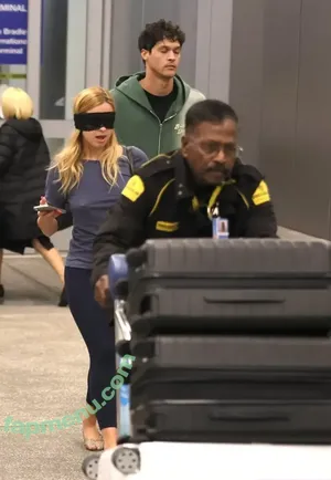 Addison Rae / addie_the_baddie / addisonraee nude photo #1808