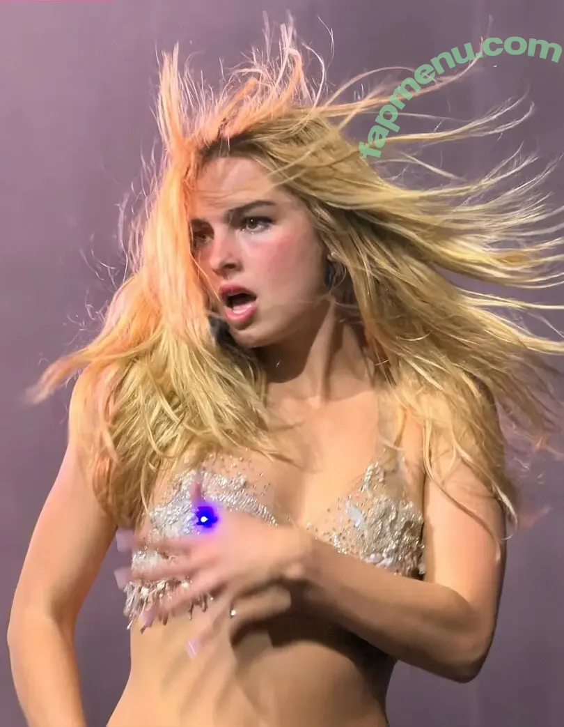 Addison Rae nude photo #1654 (addie_the_baddie / addisonraee)