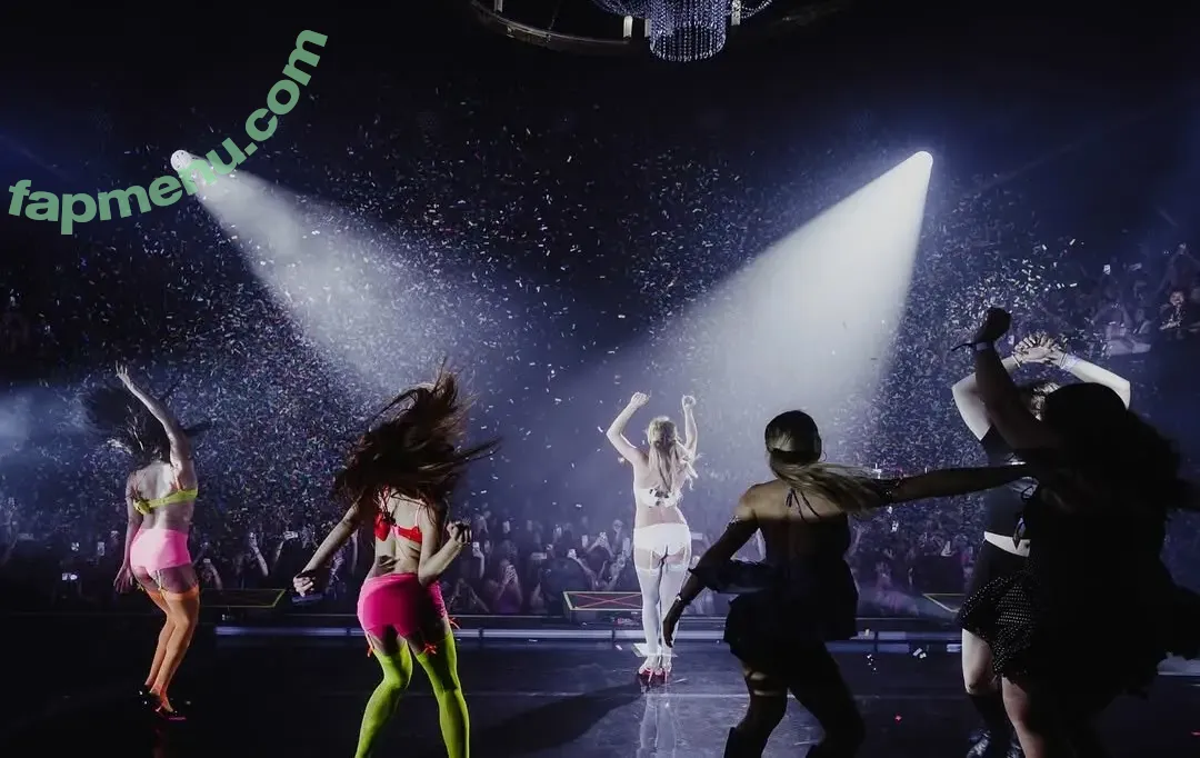 Addison Rae nude photo #1658 (addie_the_baddie / addisonraee)