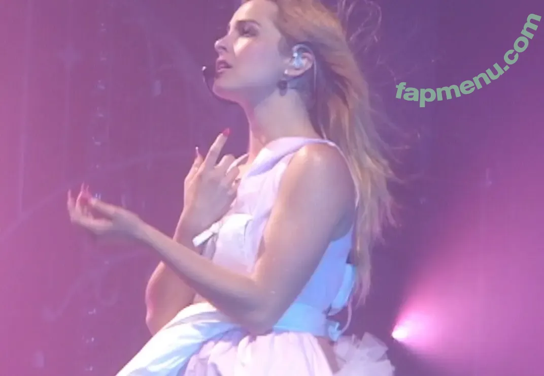 Addison Rae nude photo #1695 (addie_the_baddie / addisonraee)