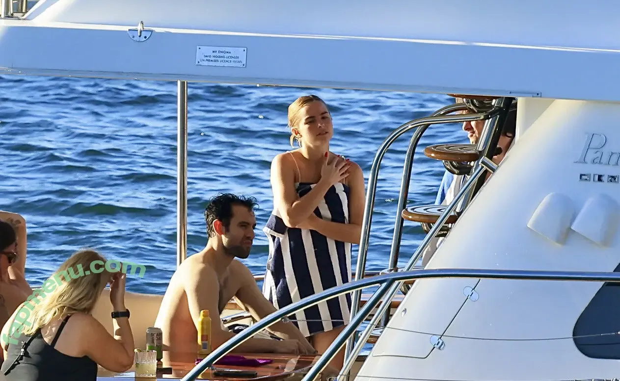 Addison Rae nude photo #1730 (addie_the_baddie / addisonraee)