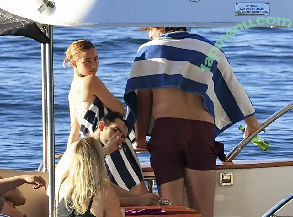 Addison Rae nude photo #1733 (addie_the_baddie / addisonraee)