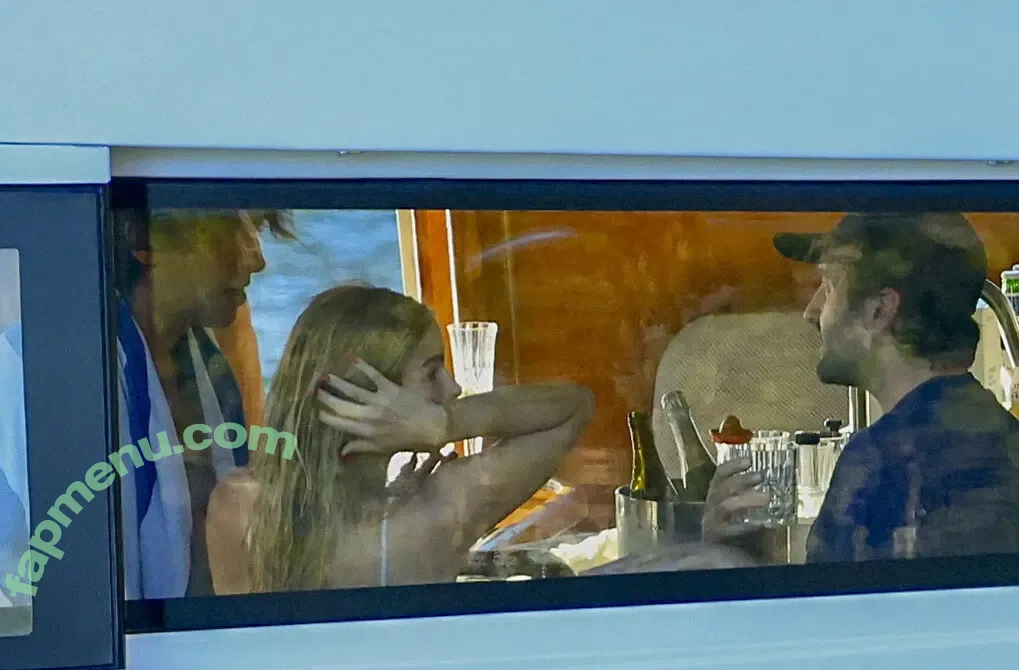 Addison Rae nude photo #1745 (addie_the_baddie / addisonraee)