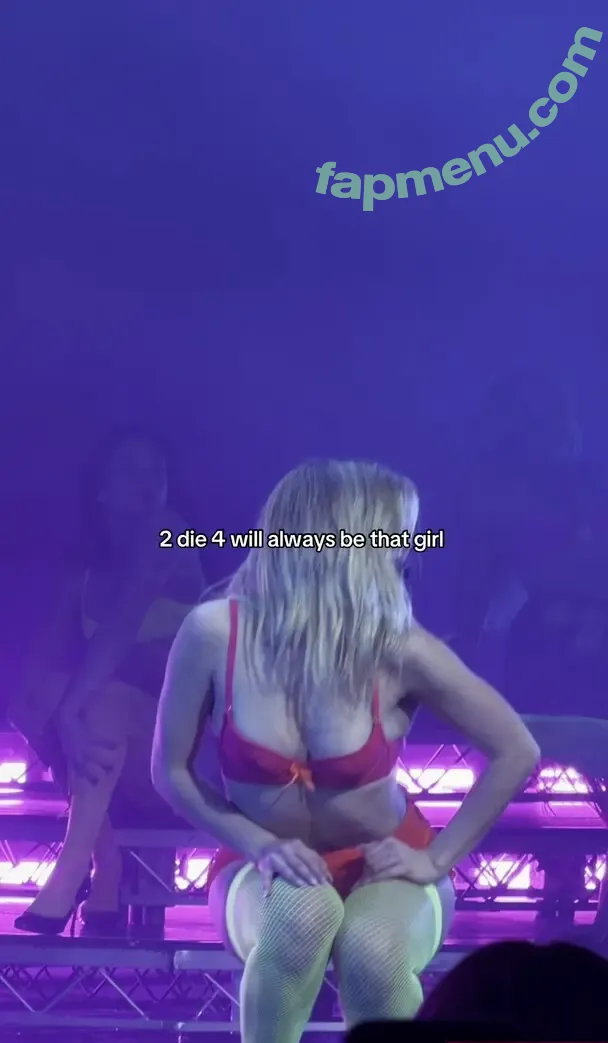 Addison Rae nude photo #1784 (addie_the_baddie / addisonraee)