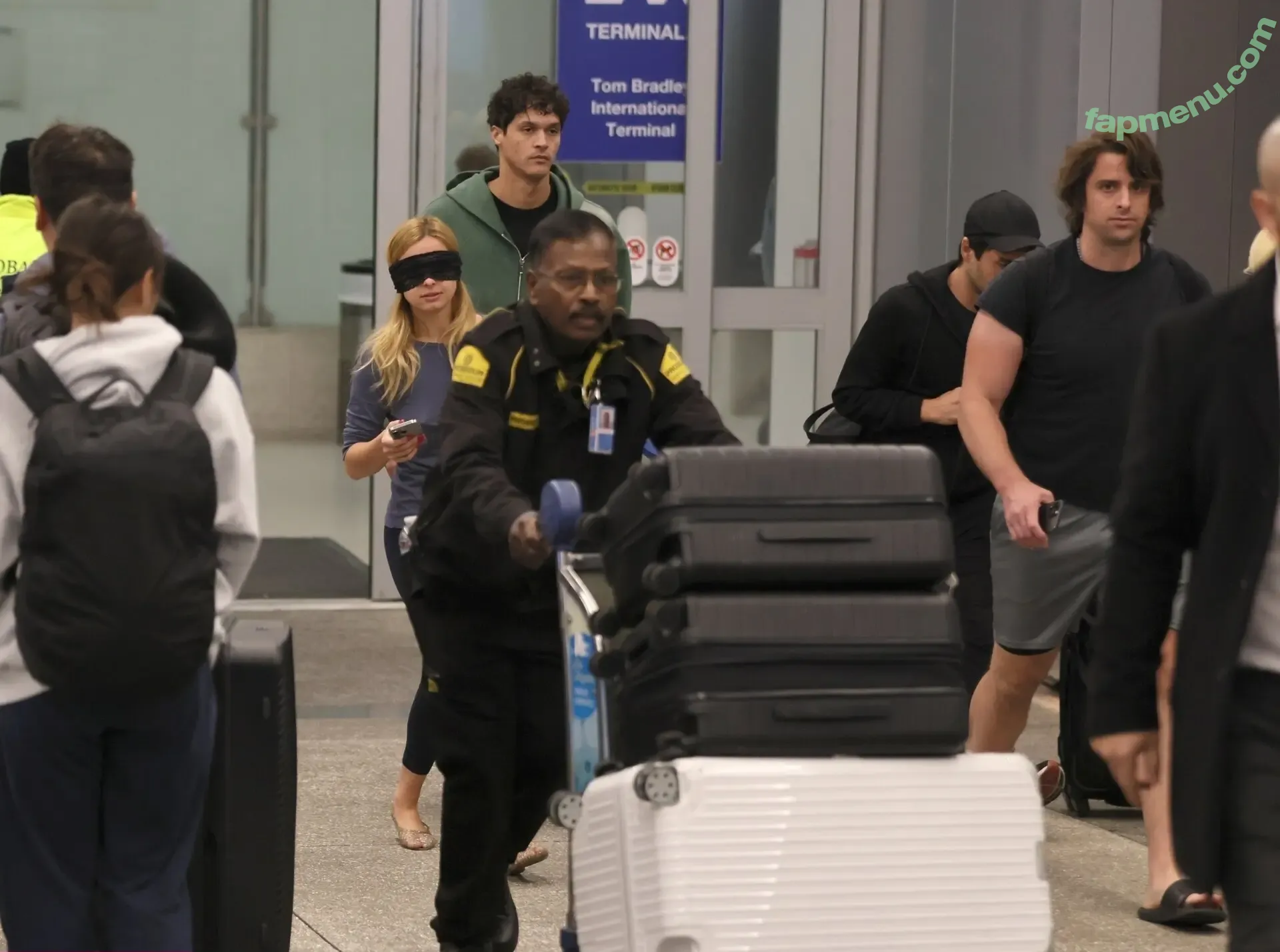 Addison Rae nude photo #1793 (addie_the_baddie / addisonraee)