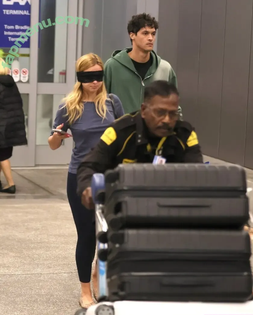 Addison Rae nude photo #1809 (addie_the_baddie / addisonraee)