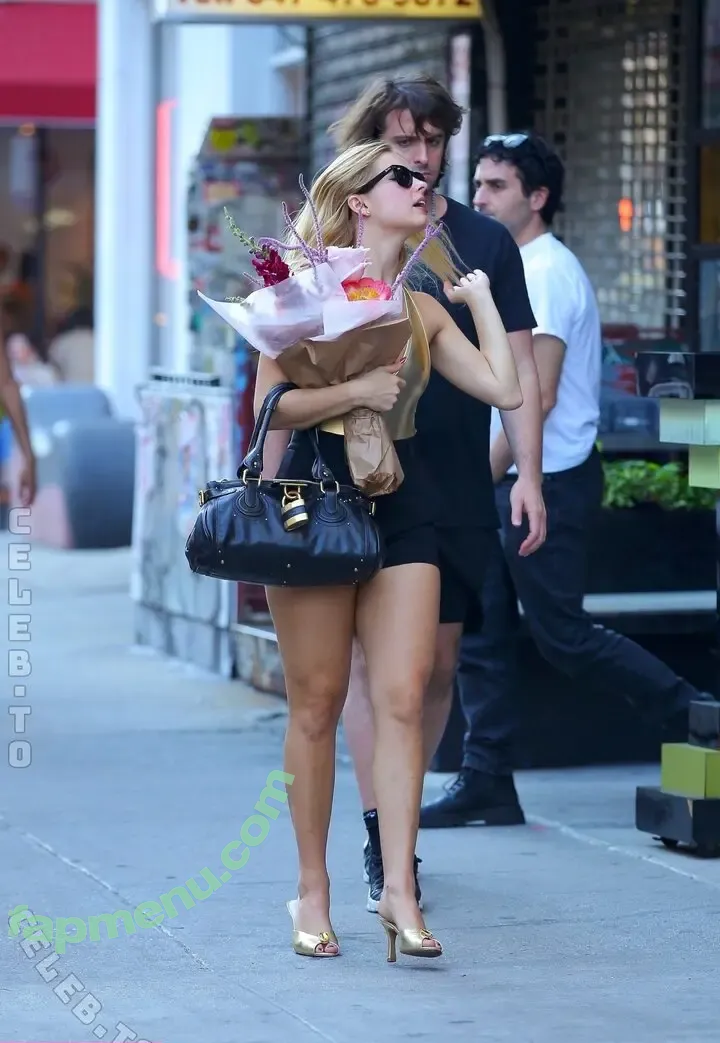 Addison Rae nude photo #1963 (addie_the_baddie / addisonraee / whoisaddison)