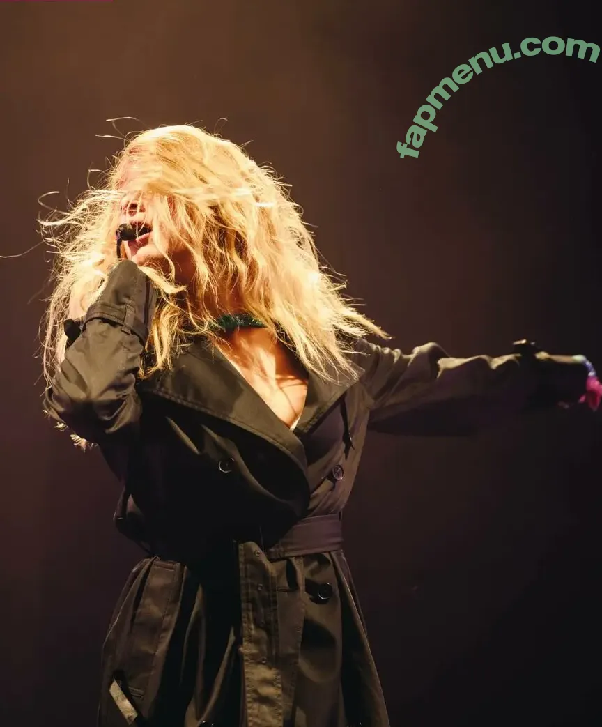 Addison Rae nude photo #2045 (addie_the_baddie / addisonraee / whoisaddison)