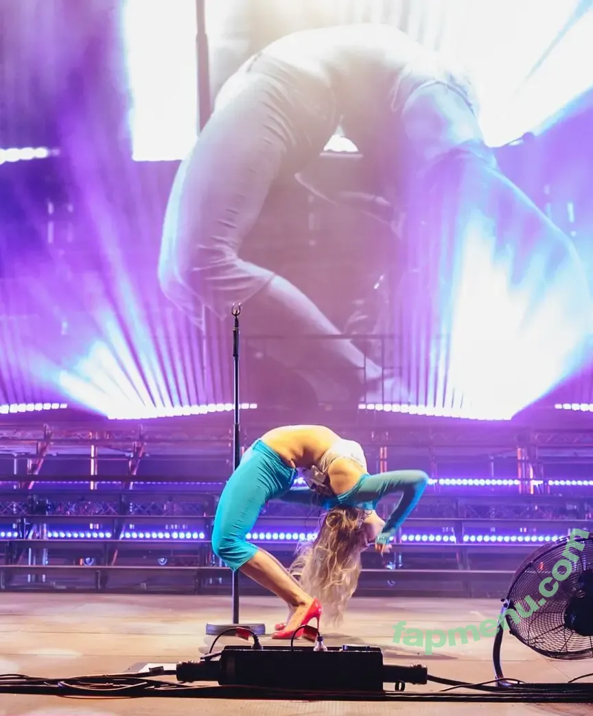 Addison Rae nude photo #2086 (addie_the_baddie / addisonraee / whoisaddison)