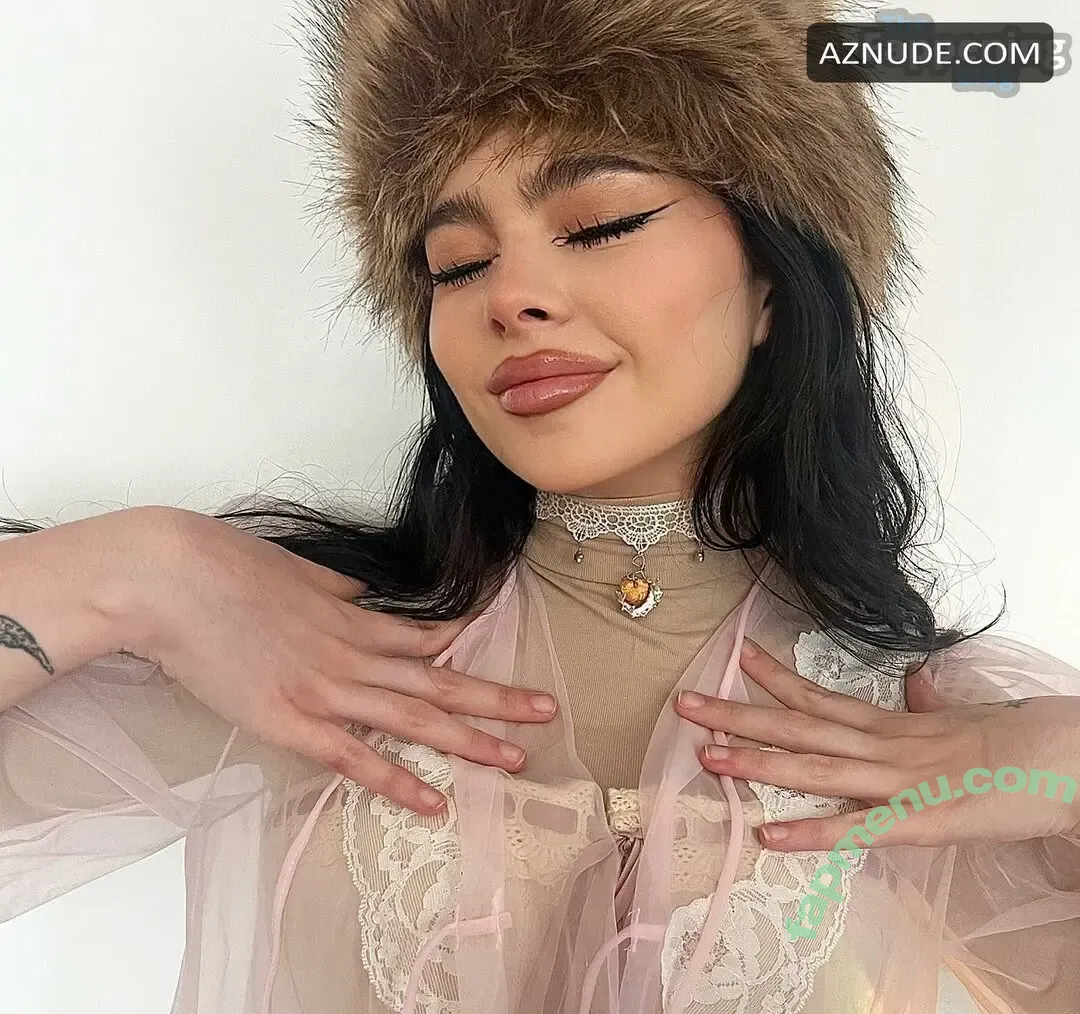 Addison Riecke nude photo #0022 (addisonriecke)