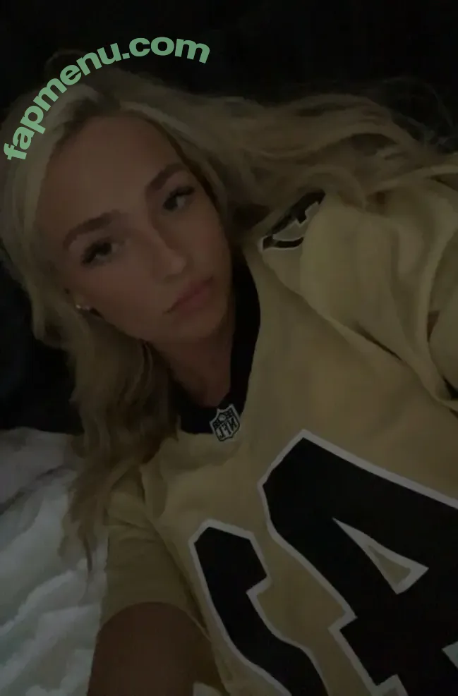 Addy B nude photo #0003 (addyberge)