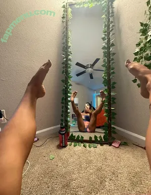 Adela Sanchez / lovedella / urfav.fineshytt nude photo #0034