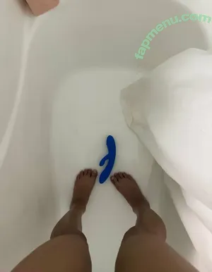 Adela Sanchez / lovedella / urfav.fineshytt nude photo #0048