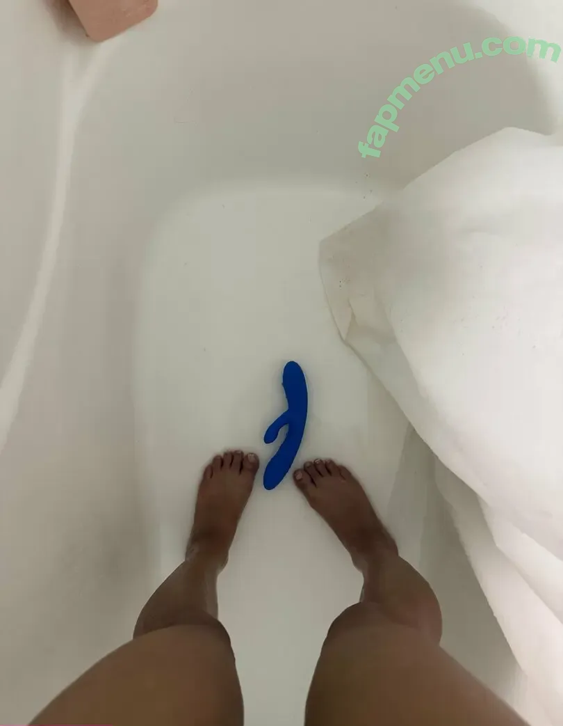 Adela Sanchez nude photo #0048 (lovedella / urfav.fineshytt)