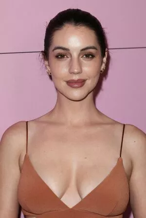 Adelaide Kane / adelaidekane nude photo #0220