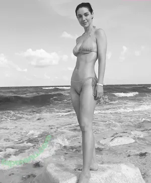 Adelaide Kane / adelaidekane nude photo #0297