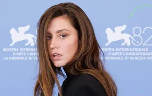 Adele Exarchopoulos / adeleexarchopoulos nude photo #0405