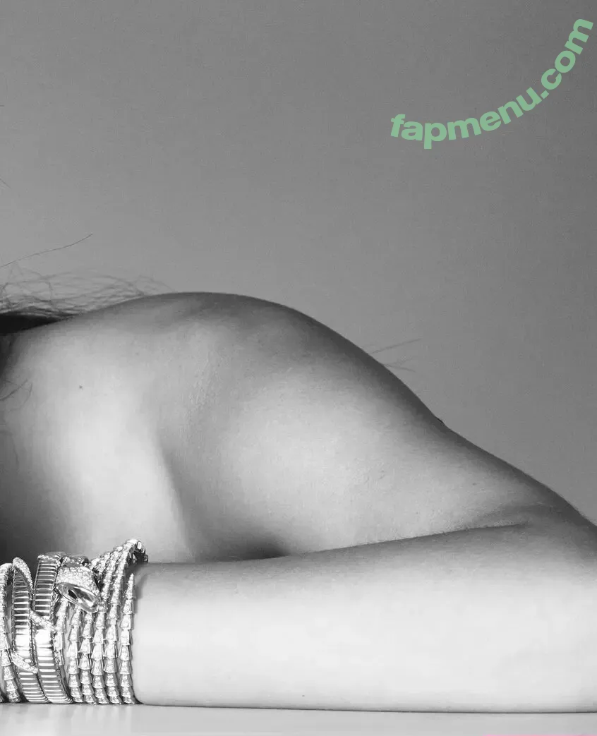 Adele Exarchopoulos nude photo #0376 (adeleexarchopoulos)