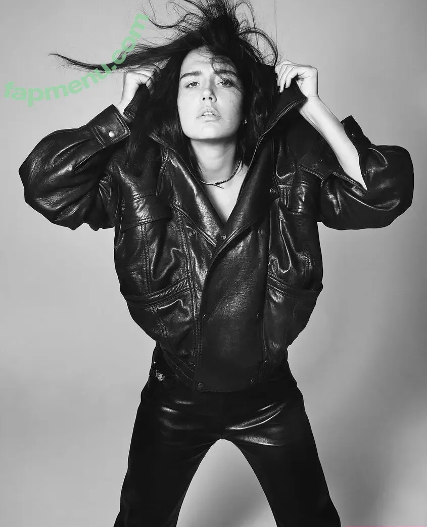 Adele Exarchopoulos nude photo #0377 (adeleexarchopoulos)