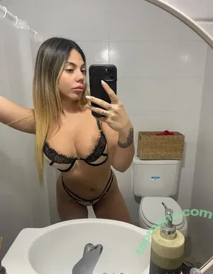 adelebossetti / adelebossetty nude photo #0011