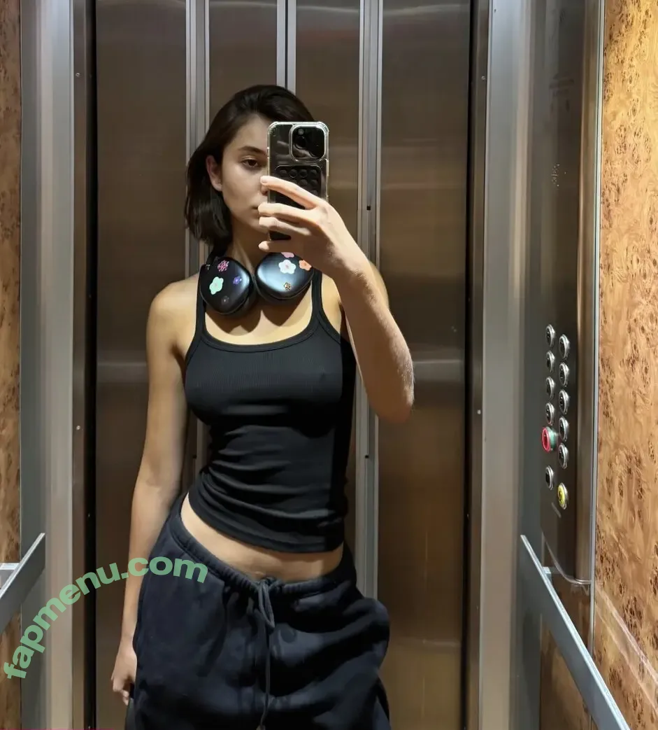 Adelina Khan nude photo #0004 (adelinakhann)