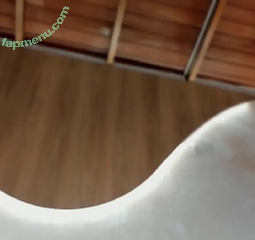 AdelineEvanss nude photo #0009 (AdelineEvanss)