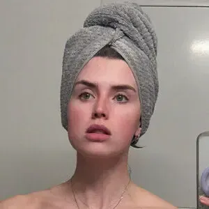  nude photo #0002